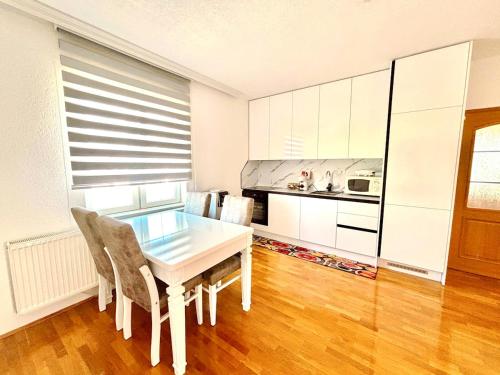 Ideal for families or friends in Besim Shala