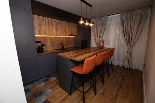 PNT Noir Apartment