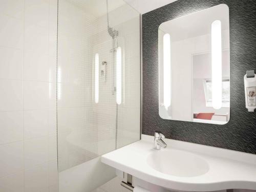 ibis Maine Montparnasse - image 12