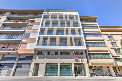 Mh Florence Hotel & Spa - image 6