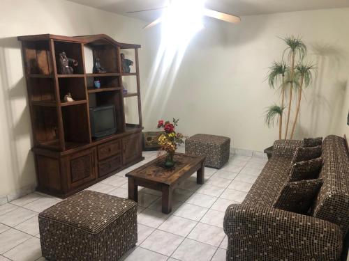 Hotel oasis suites in Delicias