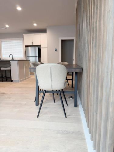 Létesítmények, Tigers Friends! 18 mls to Clemson, 737 mls to NYC in Easley (Dél-Karolina)