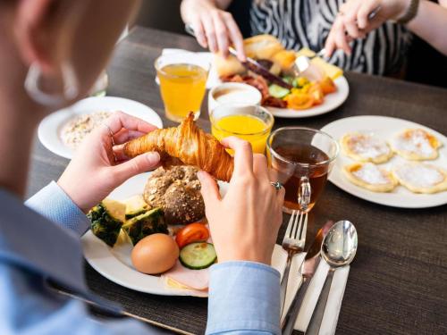 Food and beverages, ibis London Greenwich in Greenwich