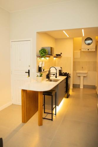 Jotabê Lounge (Jotabe Lounge) near จาร์ดิม โบตานิโค