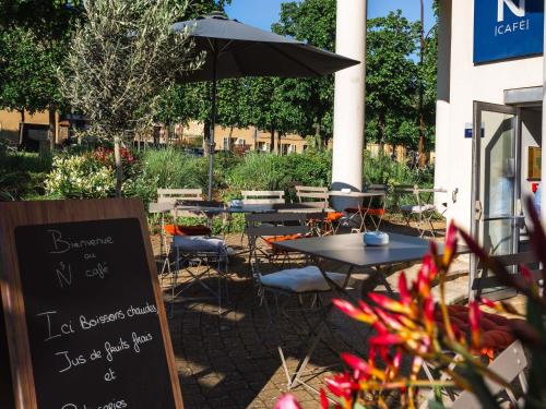 Vista exterior, Novotel Chateau de Versailles Hotel in Versailles