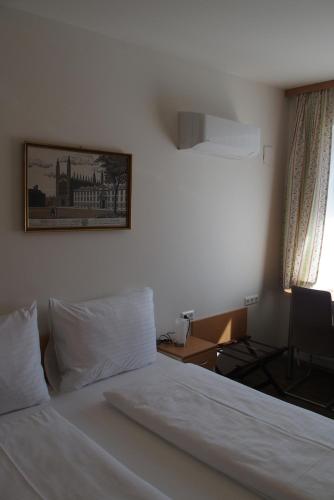 Executive Double Room with Air Conditioning