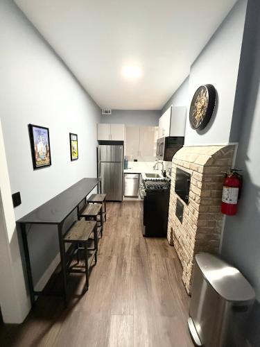 The Den Hotel - image 3