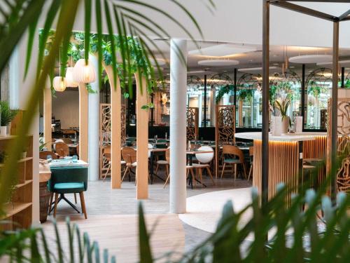 Ресторант, Hotel Mercure Paris Val de Fontenay in Фонтане-су-Боа
