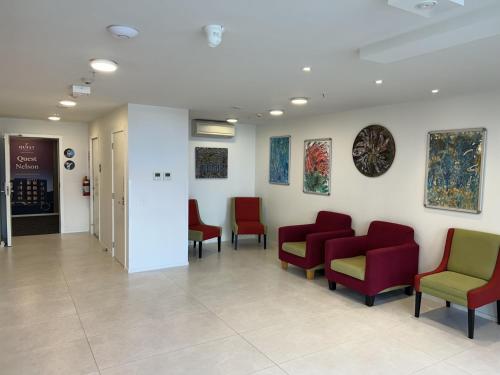 Quest Nelson near Nelson Vidéki Múzeum