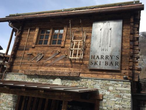 Pollux Family Apartment - image 9