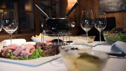 Garni Hotel des Alpes by Bruno Kernen - image 12