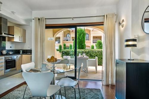 Baia da Luz Resort - image 14