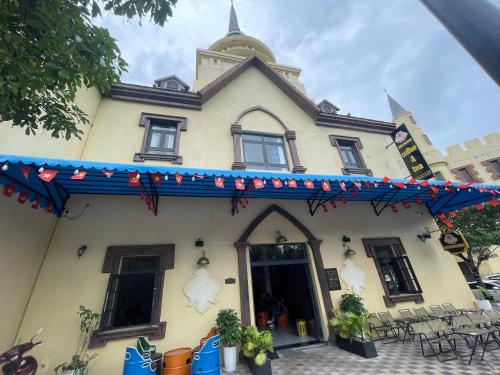 Win House Hotel