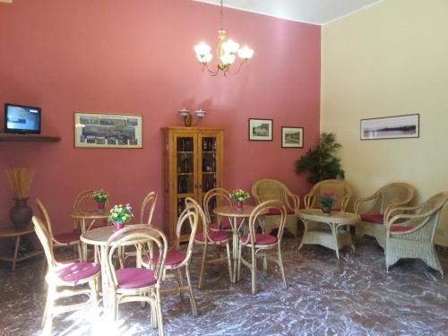 Hotel Pensione Cundari