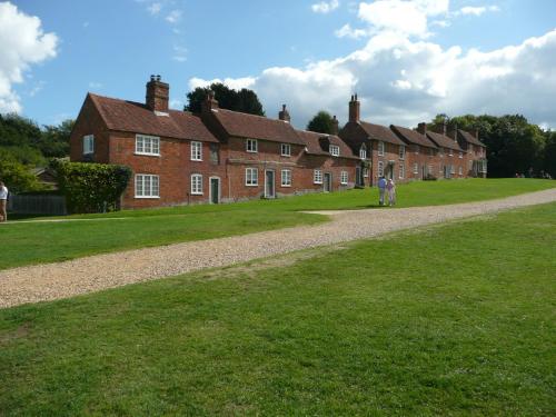 Instalaciones, 2 Bed in Beaulieu NFL71 in Beaulieu