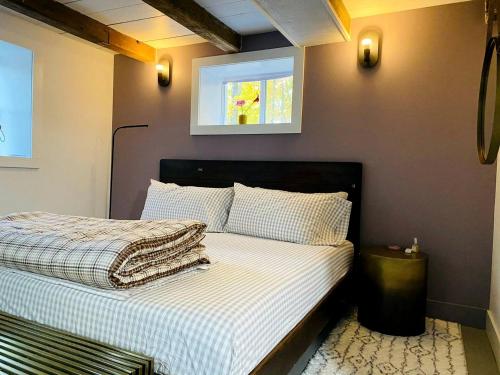 Modern Cottage Perfect for Glamping in New York State in Стон Рідж