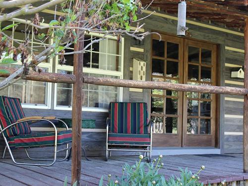 Riverfront Cabin Rental for Four near Crater Lake National Forest, Oregon in Chiloquin