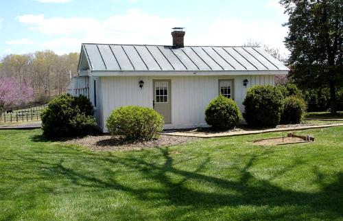 Pre-Civil War Servants' Cottage on Huge Horse and Cattle Farm near Charlottesville, Virginia