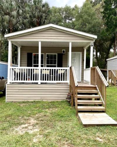 Incredible Cottage with Fire Pit in Dunnellon, Florida
