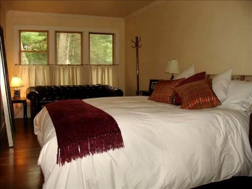 Secluded Cottage Rental with a Heated Pool in Red Hook for Family Getaways in New York State in Pine Plains