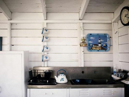 Off-The-Grid Cottage Rental with Beautiful Views on Crow Island, Maine in Georgetown (ME)