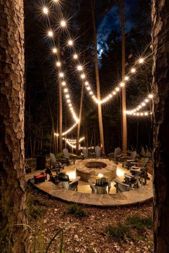 Amazing Tree House Perfect for a Secluded Getaway in Alabama in Guntersville (AL)