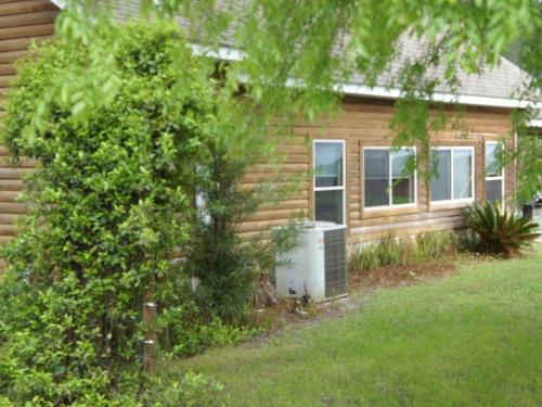 Delightful Vacation Cabin for Unique Getaway near Macon, Georgia in 泰泰 (GA)
