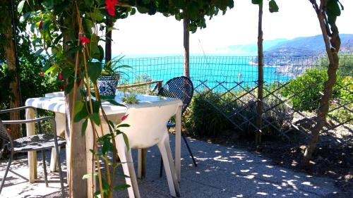 Le Paradis chambre d'hôte Fegina