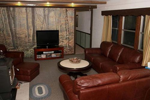 Secluded Mountain Cabin in the Quiet Woodlands near Douglas, Wyoming in Douglas