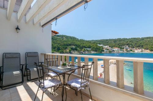 Apartments Sonja - 10m to beach - image 2