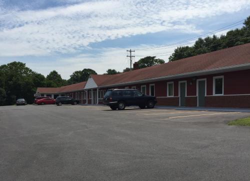 . Budget Inn Mount Airy