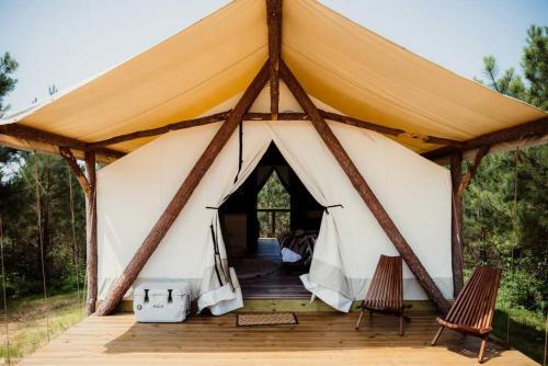 Incredible Safari Tent with Hot-tub, Fire Pit and Sauna in Cadiz, Kentucky in Blue Spring (KY)