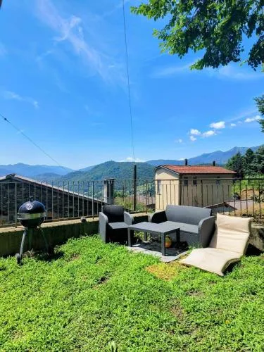 Romantic Court Apartment Sonvico in Lugano, Schweiz