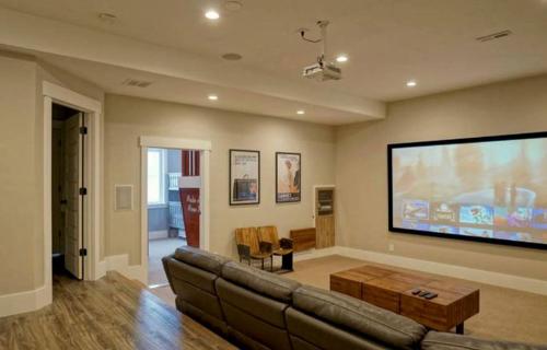 Luxurious Pet-Friendly Vacation Rental close to Mirror Lake in Kamas, Utah in Kamasa (UT)