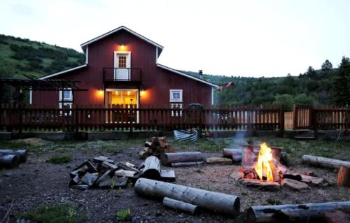 Viesnīcas āriene, Luxurious Pet-Friendly Vacation Rental close to Mirror Lake in Kamas, Utah in Kamasa (UT)