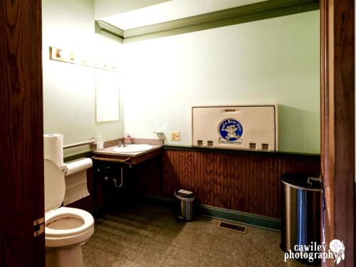 Vintage Caboose Rental in Historic Small Town near Springfield, Massachusetts in Chester (MA)
