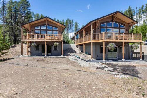 Sunny Mountain Cabin for a Group Getaway in West Glacier, Montana in West Glacier