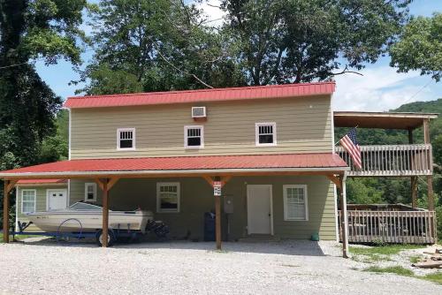 Viesnīcas āriene, Lakefront Cottage Getaway near Daniel Boone National Forest in Kentucky in Burnside (KY)