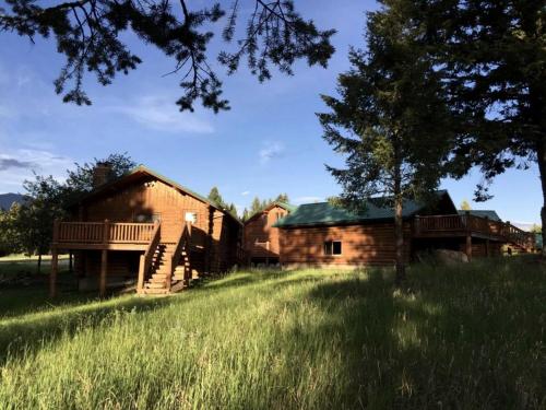 Secluded Cabin Getaway with Sauna near Eureka, Montana in Glen Lake