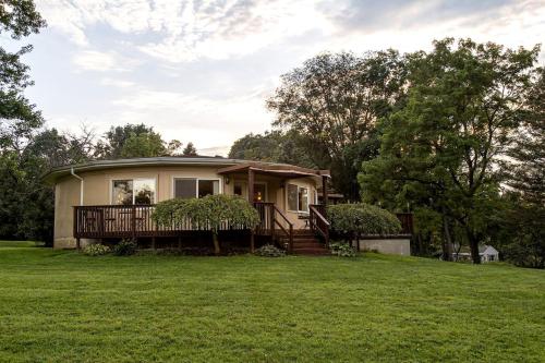 . Unique Ohio Cottage for a Weekend Getaway in the Midwest