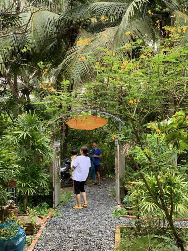 Bến Tre Homestay - 정원