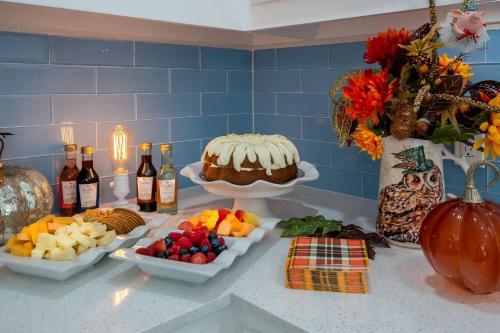 Delightfully Cozy Texas Cottage Rental Ideal for a Romantic Getaway near Dallas in Wills Point