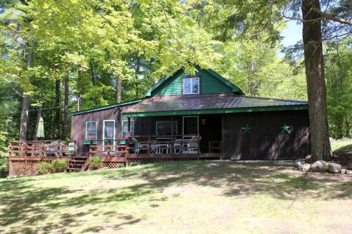 . Charming Cabin Rental with Private Beach Access on Lake George in New York