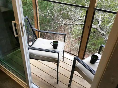 Luxury Tree House Rental in Lindale Ideal for Glamping in Texas in Van (TX)