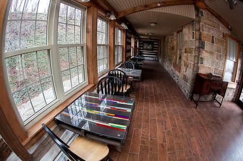 Cozy Vacation Rental with In-Room Breakfast near Allentown, Pennsylvania in Lehighton (PA)