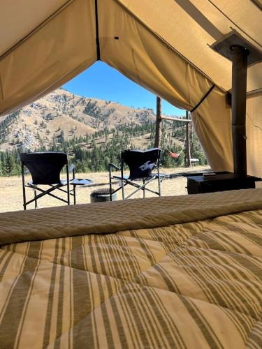 Cozy Tented Cabin with Stunning Sights in Conner, Montana in Darby (MT)