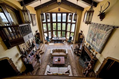 Regal Suite Rental in Breathtaking Castle near Lake George, Upstate New York in Bolton Landing (NY)