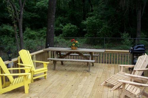 Secluded Cottage Rental Hidden in the Woods near Tallahassee, Florida in Wakulla Springs (FL)