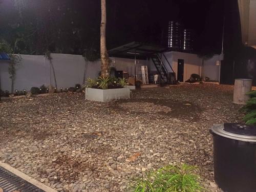Facilities, Jen's Hilltop Short-Term Rentals near Don Lorio's Grill & Resto Bar
