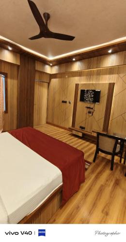 Hotel Basera Vrindavan, Jāmb (foto 3)
